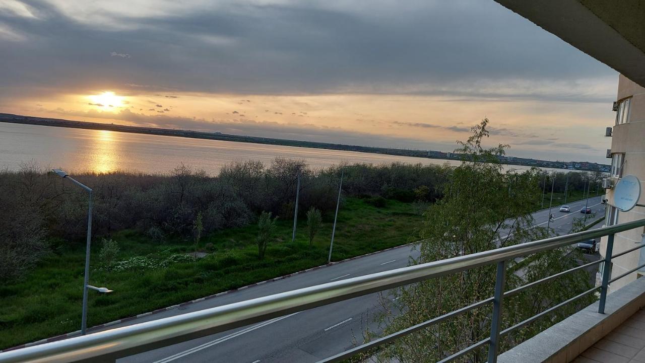 Mamaia Summerland Seaview Apartment ภายนอก รูปภาพ