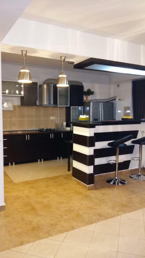 Mamaia Summerland Seaview Apartment ภายนอก รูปภาพ