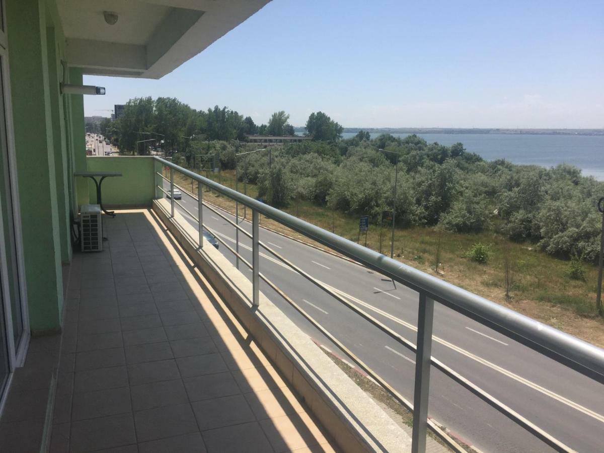 Mamaia Summerland Seaview Apartment ภายนอก รูปภาพ