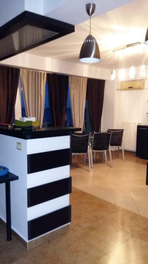 Mamaia Summerland Seaview Apartment ภายนอก รูปภาพ