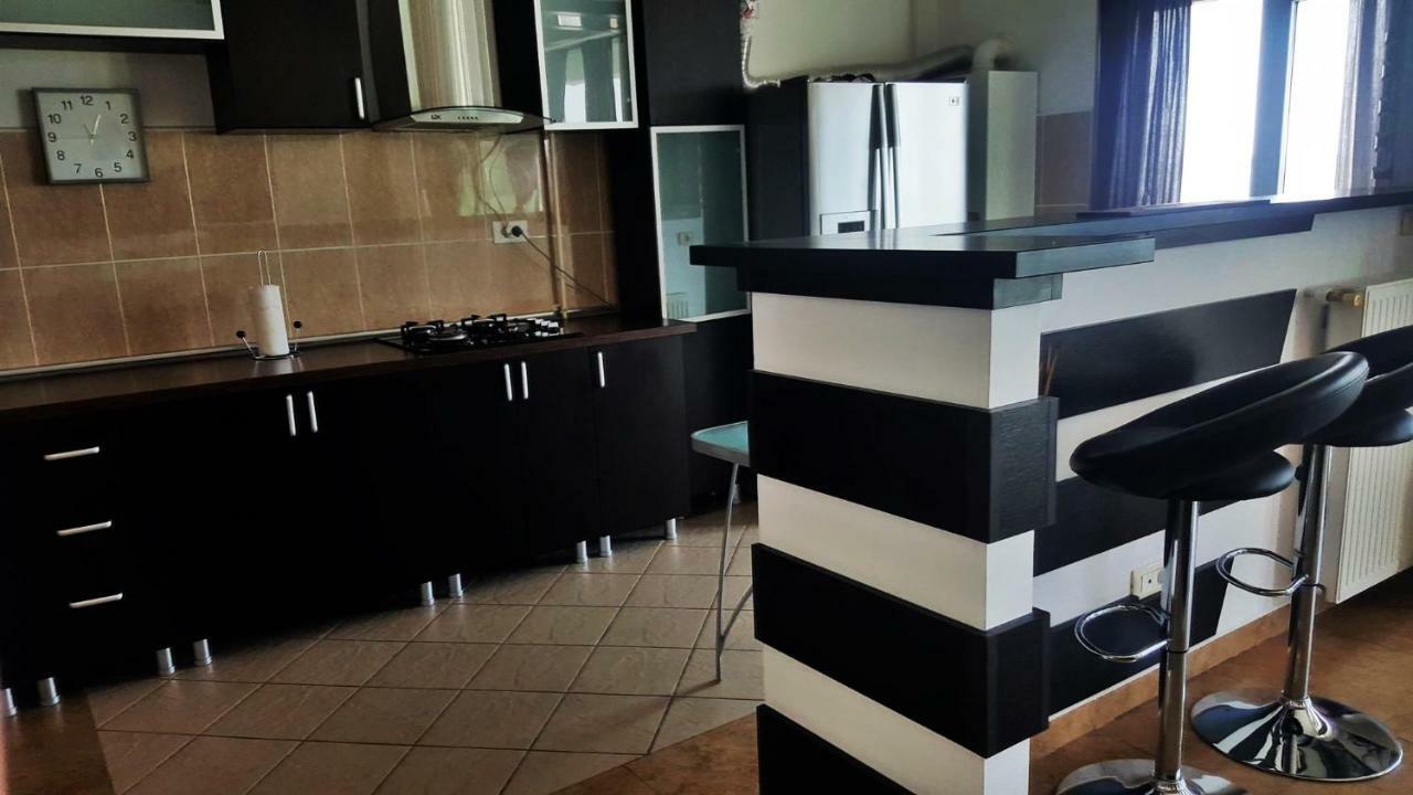 Mamaia Summerland Seaview Apartment ภายนอก รูปภาพ