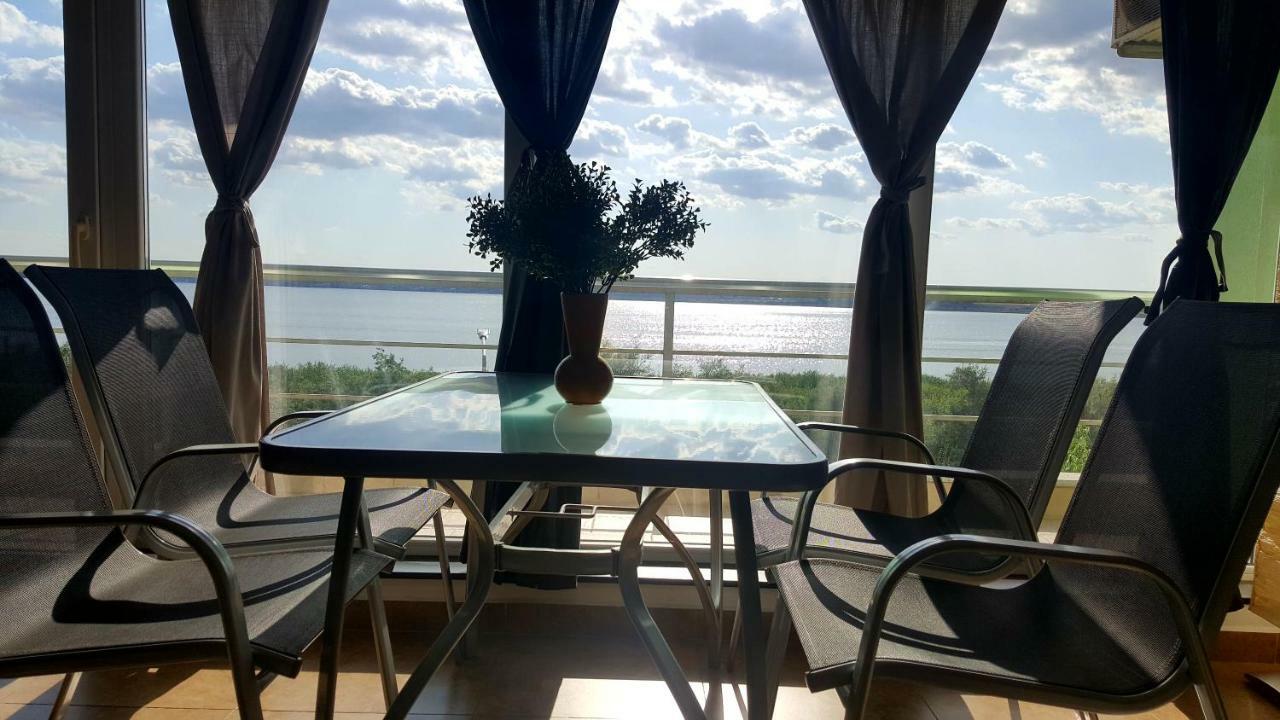 Mamaia Summerland Seaview Apartment ภายนอก รูปภาพ